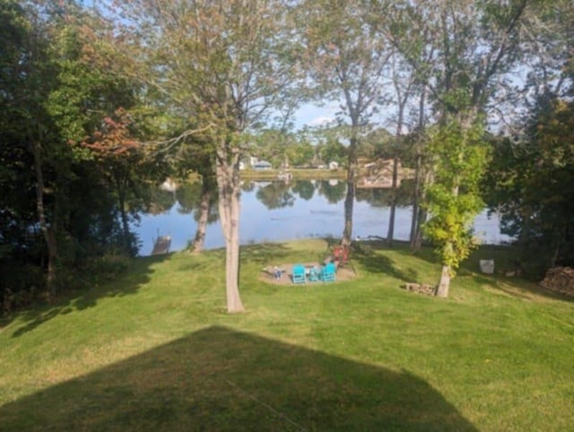 view of yard with a water view