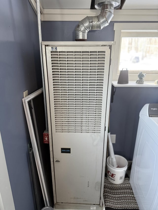 utility room featuring washer / clothes dryer