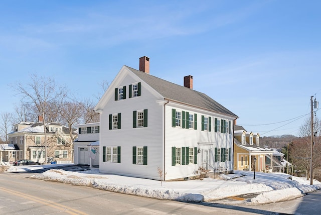 view of front facade with a garage