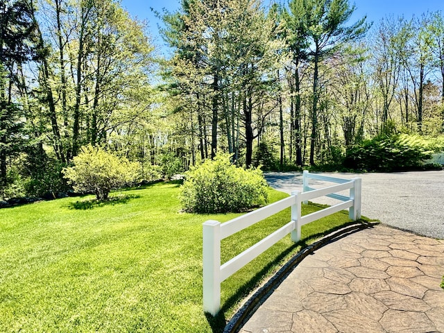 18 Patricia Ln, Saint George, ME 04859 - view of yard