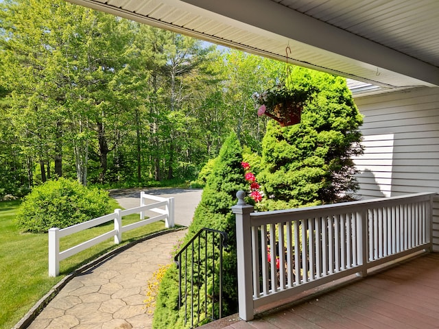18 Patricia Ln, Saint George, ME 04859 - view of porch
