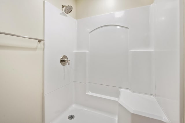 bathroom featuring a shower