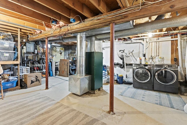 basement featuring independent washer and dryer