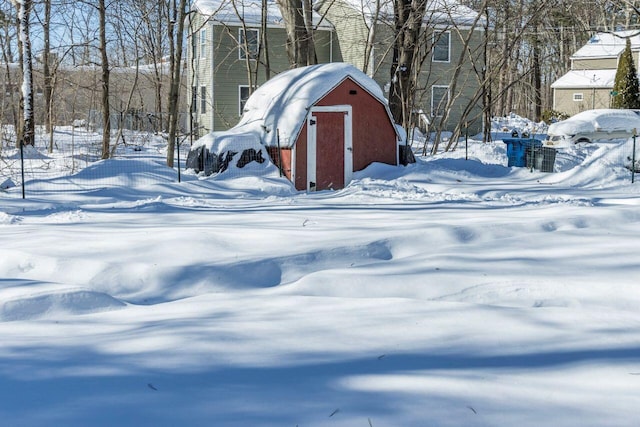 view of yard covered in snow