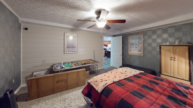 bedroom with a ceiling fan