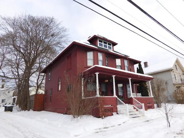 view of front of house with a porch