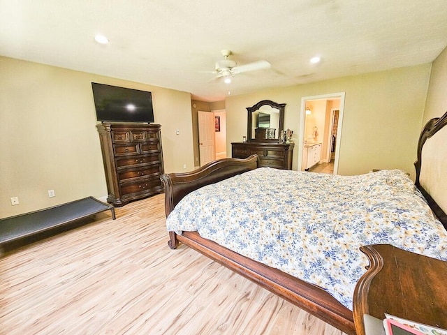 bedroom featuring light wood finished floors, ceiling fan, baseboards, and recessed lighting