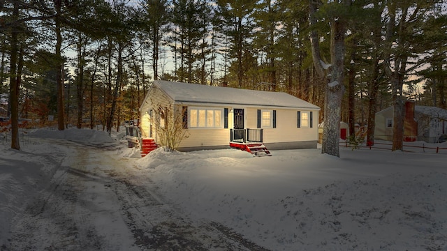 view of front of house