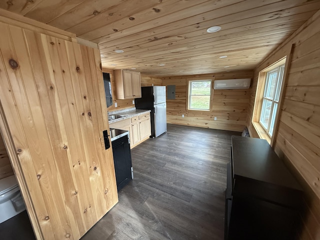 30 N St, Caribou, ME 04736