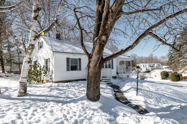 view of front of home with covered porch