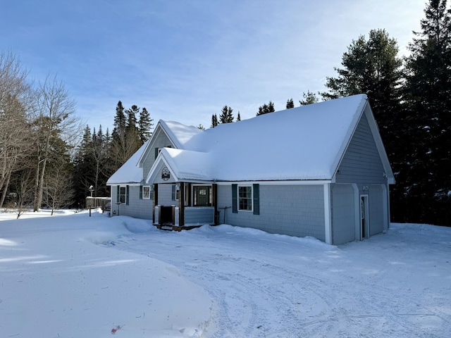 view of front of house