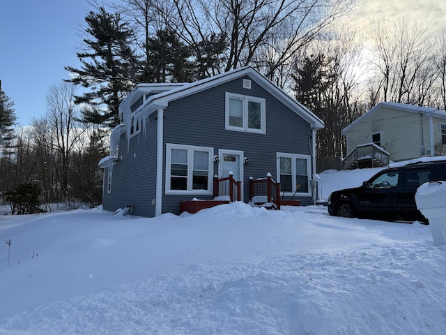 view of front of property