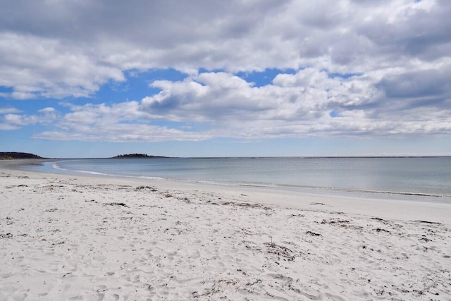 32 Beaver Pond Rd, Kennebunkport, ME 04046 - view of water feature with a view of the beach