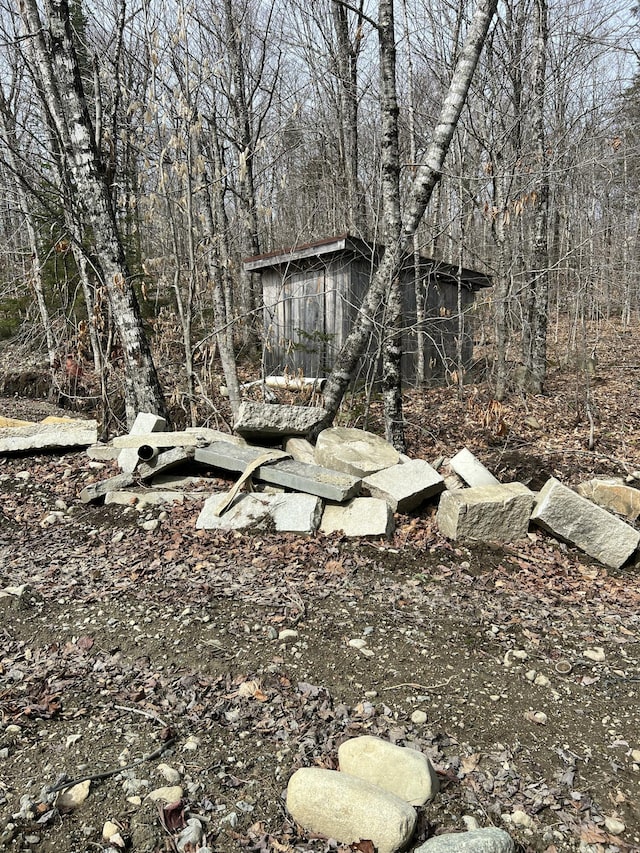 45 Dickson Rd, Carrying Place Town Twp, ME 04961 - view of yard