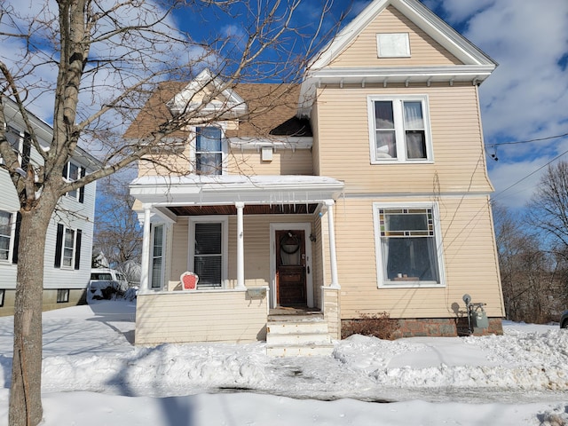 view of front facade with covered porch