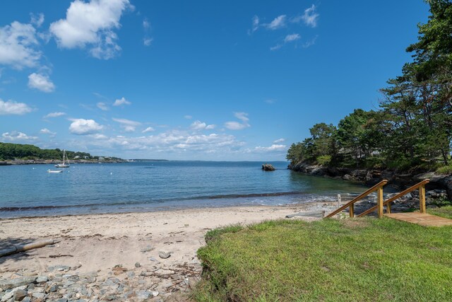 40 Zeb Cove Rd, Cape Elizabeth, ME 04107