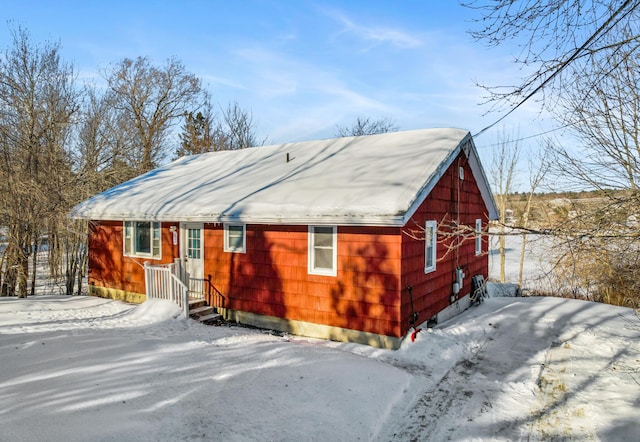 view of chalet / cabin