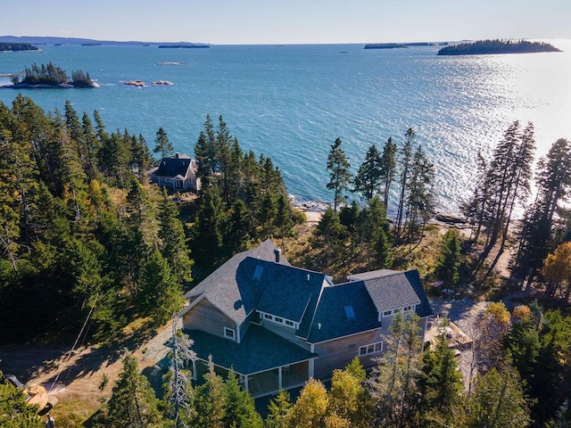 bird's eye view featuring a water view