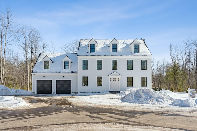 view of front of house featuring a garage and driveway