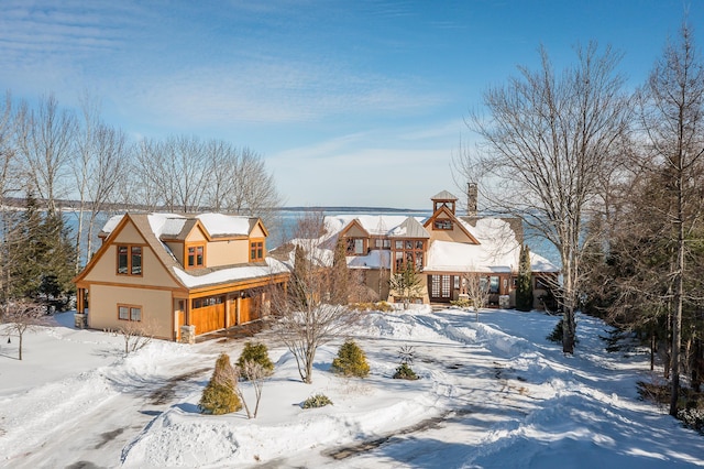 view of front of home featuring stucco siding