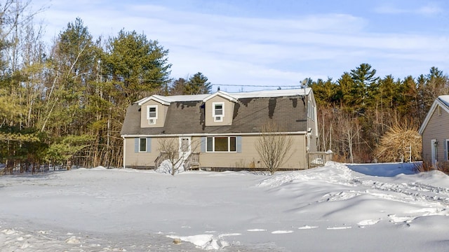 dutch colonial featuring a gambrel roof