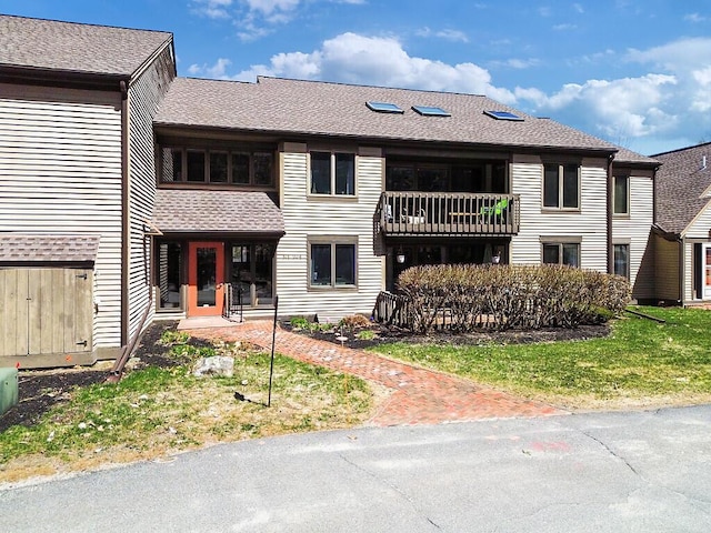 34 Parkwood Dr Unit 102, Augusta, ME 04330 - townhome / multi-family property with a shingled roof