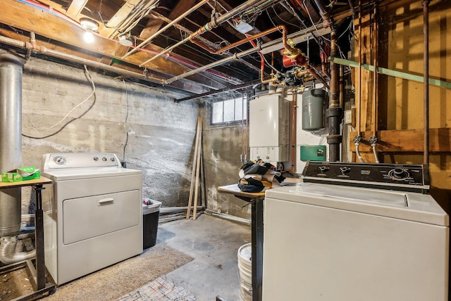 laundry area featuring laundry area and independent washer and dryer