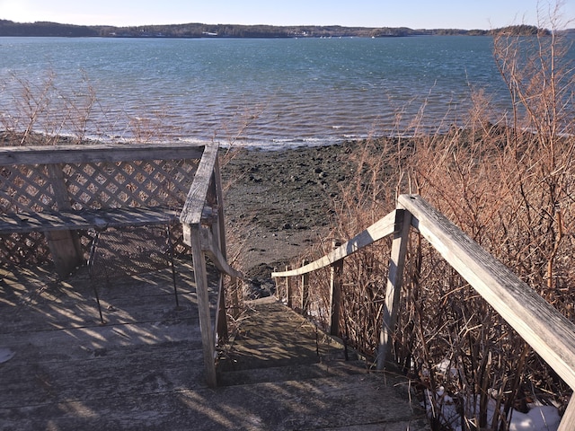 view of water feature