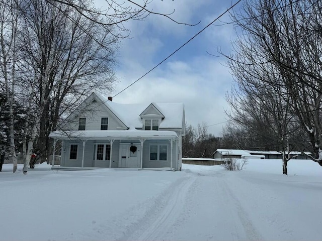 view of front of property