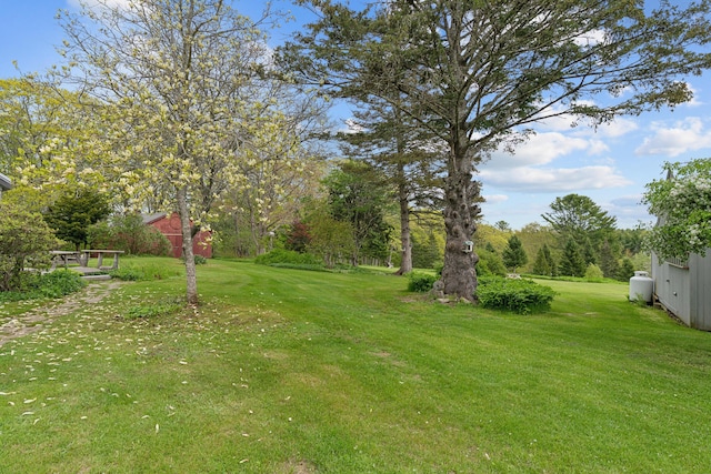 463 Back Meadow Rd, Damariscotta, ME 04543 - view of grassy yard