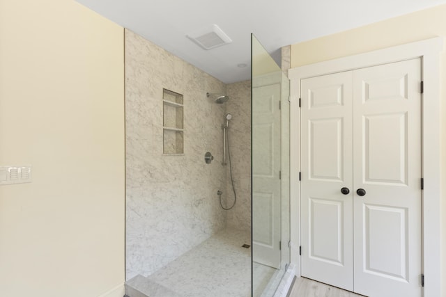 825 Hendricks Hill Rd, Southport, ME 04576 - bathroom featuring a walk in shower