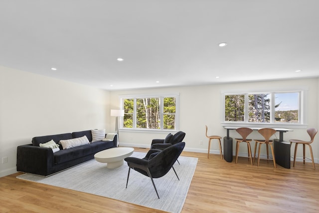 825 Hendricks Hill Rd, Southport, ME 04576 - living room featuring healthy amount of natural light, light wood-style flooring, baseboards, and recessed lighting