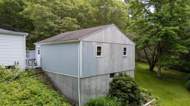 332 Back River Rd, Boothbay, ME 04537 - view of outbuilding with a wooded view