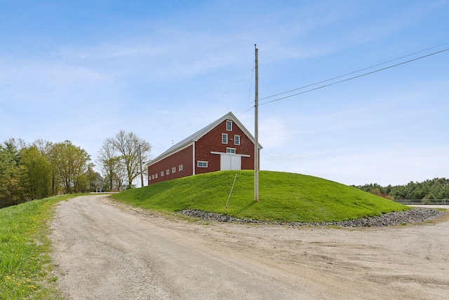 49 Megquier Rd, Gray, ME 04039 - view of outbuilding featuring driveway