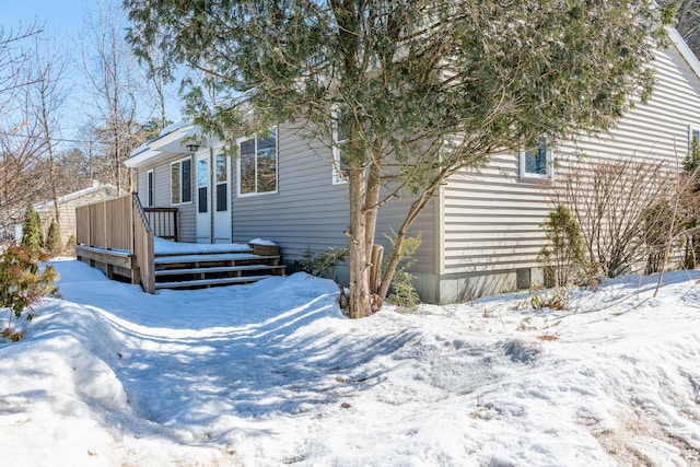 view of front of home featuring a deck