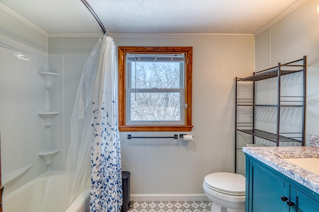 bathroom featuring shower / bath combination with curtain, toilet, a textured ceiling, vanity, and baseboards