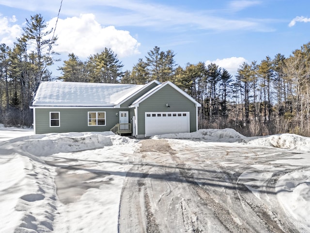 view of front facade featuring an attached garage