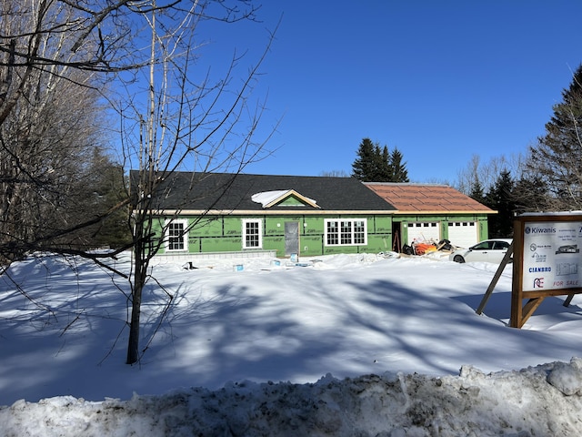 view of front facade with an attached garage