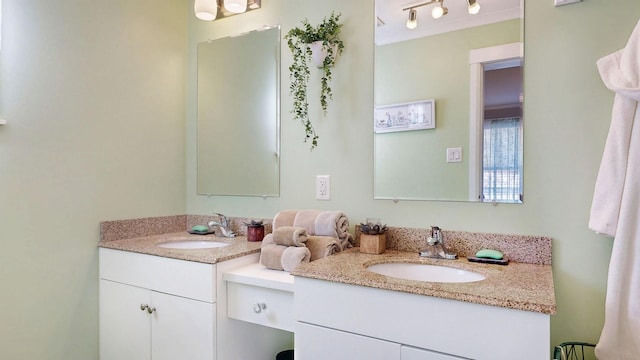 7 Dogleg Dr, Windham, ME 04062 - full bathroom with double vanity