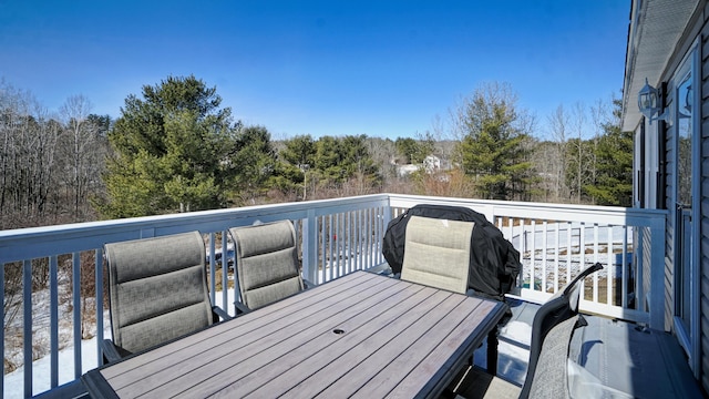 7 Dogleg Dr, Windham, ME 04062 - wooden deck with outdoor dining space
