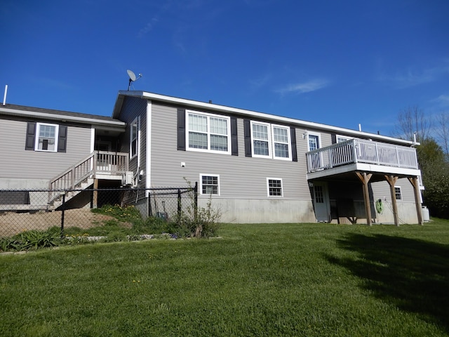 7 Dogleg Dr, Windham, ME 04062 - back of house with a deck