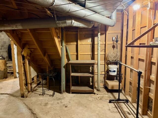 131 Clover St, Madawaska, ME 04756 - view of unfinished below grade area