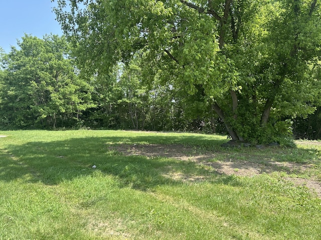 32 Maple St, Fairfield, ME 04937 - view of green lawn