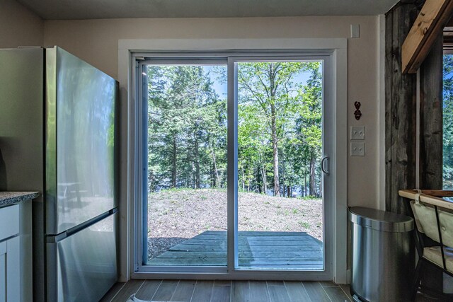 543 Middle Rd, Dresden, ME 04342 - entryway featuring wood finished floors