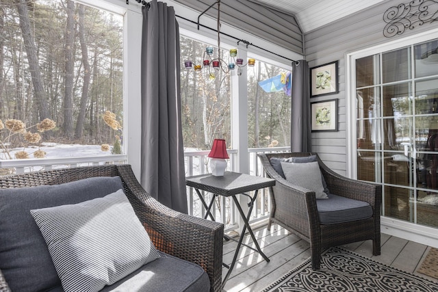 view of sunroom / solarium