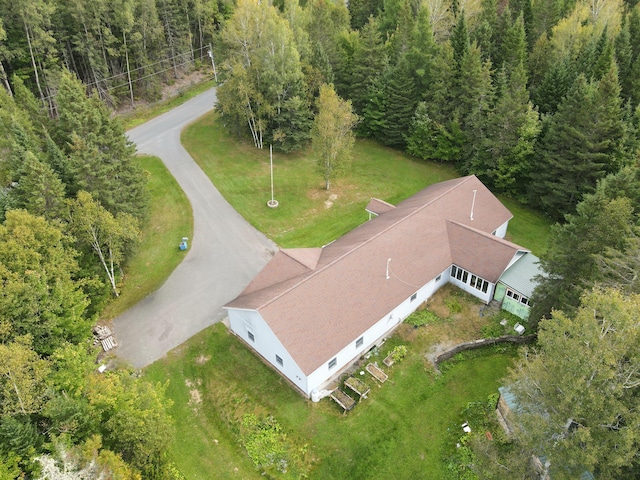 bird's eye view with a forest view