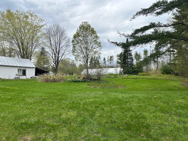 286 Lexington Rd, Kingfield, ME 04947 - view of grassy yard