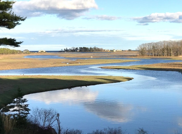 189 Mills Rd, Kennebunkport, ME 04046 - view of water feature