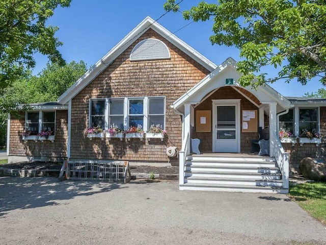 view of front of house