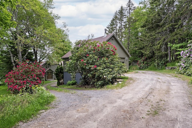 44 Periwinkle Ln, Phippsburg, ME 04562 - view of home's exterior featuring curved driveway